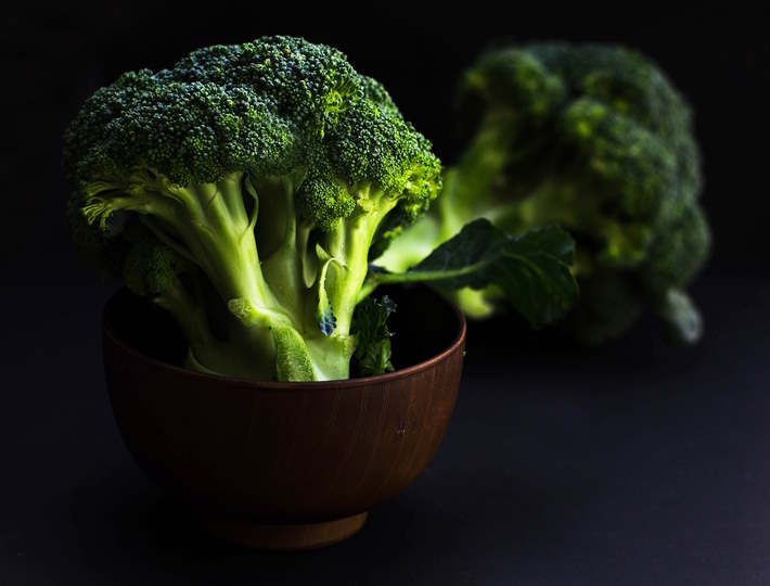 How to Store Broccoli in the Fridge . . . Properly!