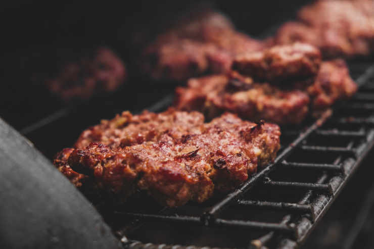 how to cook burger in the oven, closer