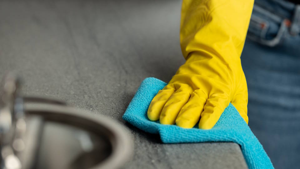 Get Rid of Stubborn Grease on Kitchen Counter With These Effective Cleaning Tips