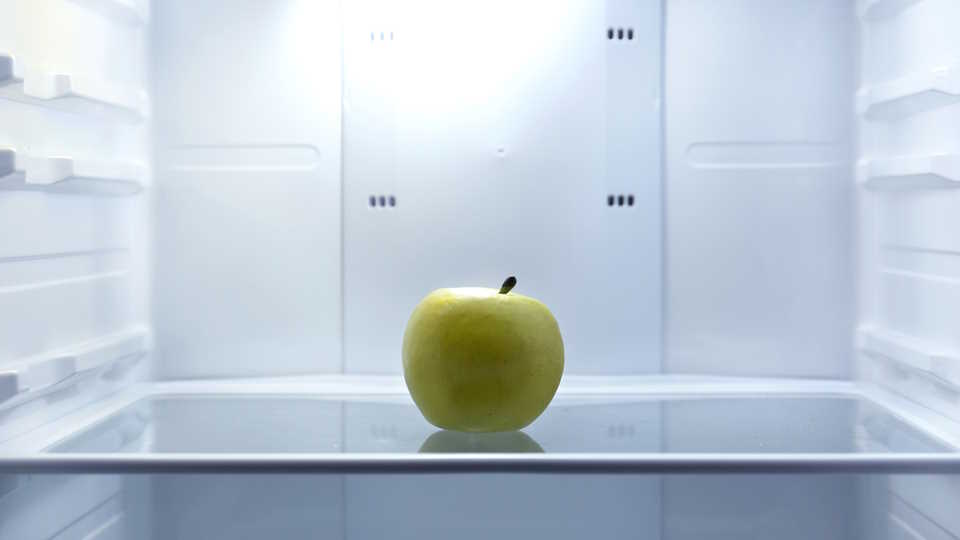 How Long Can Apples Stay Fresh in the Fridge?