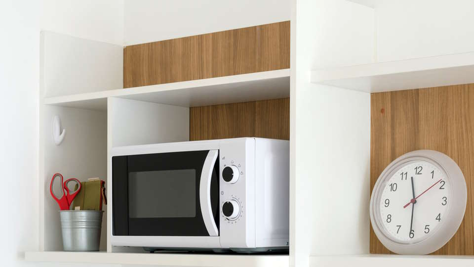 How to Maximize Kitchen Space with a Microwave Stand