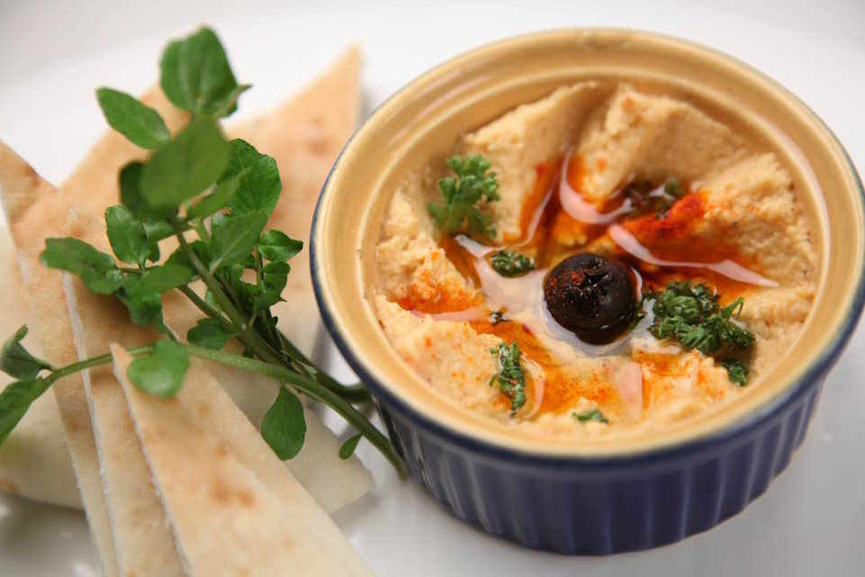 Does Hummus Have Dairy?